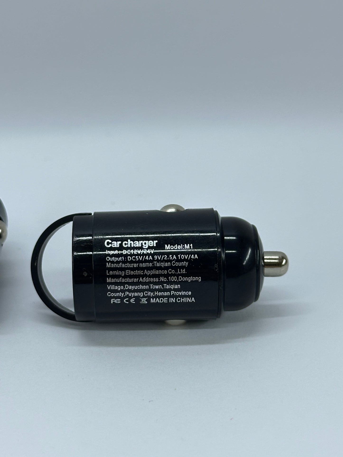 Мини USB зарядно за кола – 2 порта (USB + Type-C), бързо зареждане до 4A