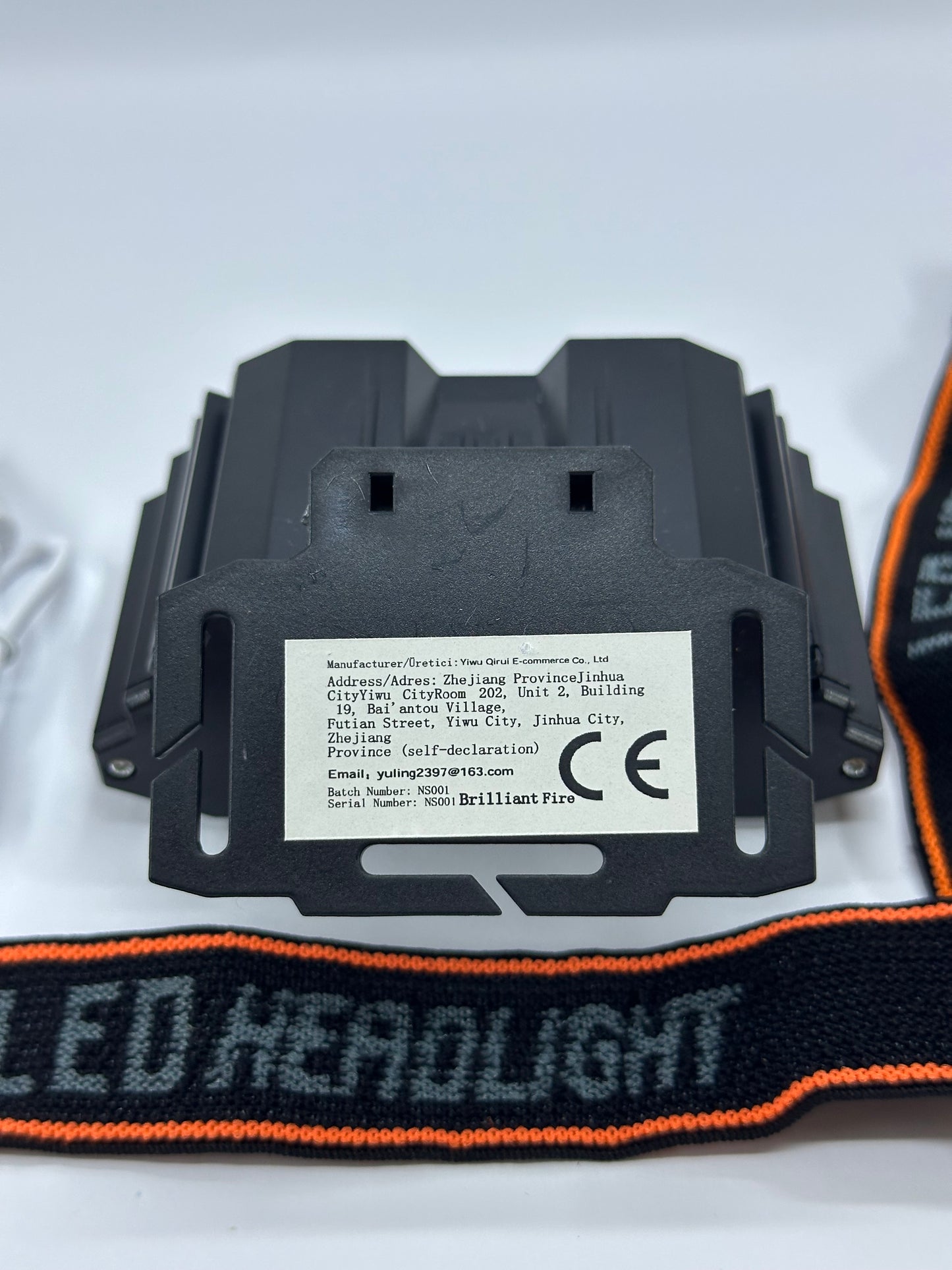 LED челник L-T21 с 5 мощни диода – USB зареждане, 4 режима на светене, регулируема лента