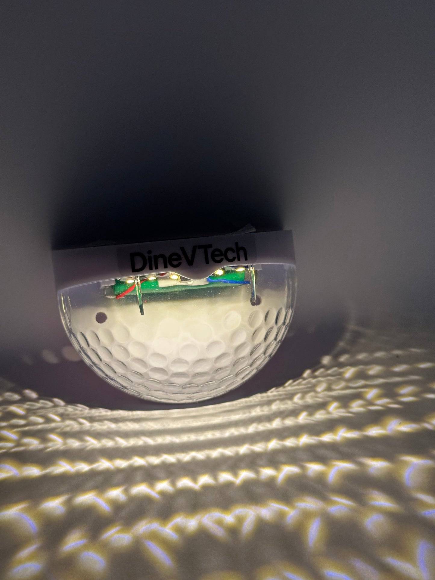 Слънчеви LED градински лампи DineVTech – комплект 6 броя, декоративни, водоустойчиви, с ефект „пчелна пита“